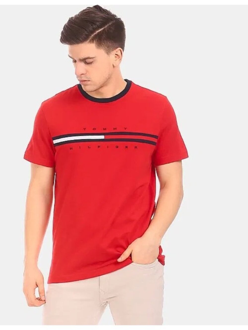 Tommy Hilfiger T-Shirt Size XL Red Crewneck 100% Cotton Stripe Logo Short Sleeve